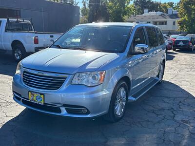 2013 Chrysler Town & Country Limited   - Photo 12 - Sacramento, CA 95821