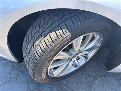 2014 INFINITI Q50 Premium   - Photo 21 - Sacramento, CA 95821