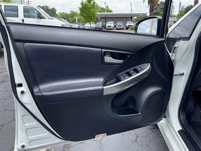 2013 Toyota Prius Persona Series SE   - Photo 15 - Sacramento, CA 95821