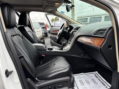 2011 Lincoln MKX   - Photo 12 - Sacramento, CA 95821