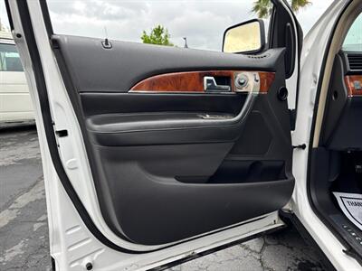 2011 Lincoln MKX   - Photo 15 - Sacramento, CA 95821