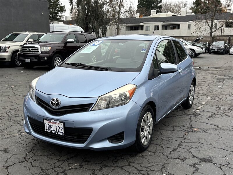 2014 Toyota Yaris L photo 5