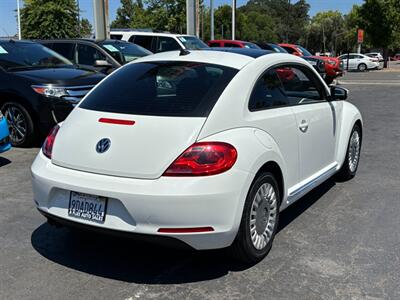 2014 Volkswagen Beetle-Classic 2.5L PZEV   - Photo 3 - Sacramento, CA 95821