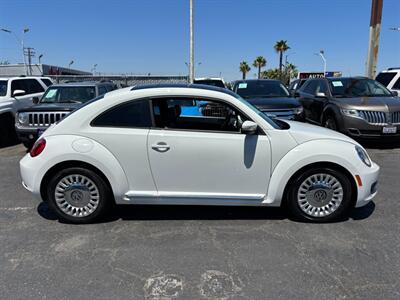 2014 Volkswagen Beetle-Classic 2.5L PZEV   - Photo 2 - Sacramento, CA 95821