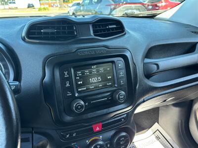 2017 Jeep Renegade Latitude   - Photo 12 - Sacramento, CA 95821