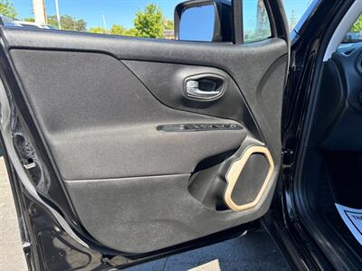 2017 Jeep Renegade Latitude   - Photo 10 - Sacramento, CA 95821