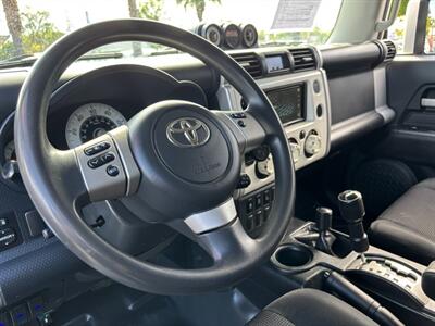 2011 Toyota FJ Cruiser   - Photo 9 - Sacramento, CA 95821