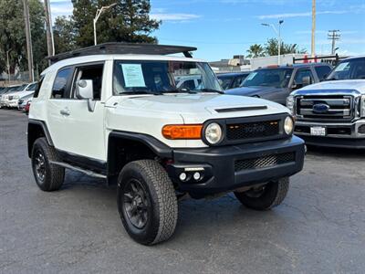 2011 Toyota FJ Cruiser   - Photo 1 - Sacramento, CA 95821
