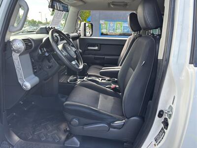 2011 Toyota FJ Cruiser   - Photo 6 - Sacramento, CA 95821