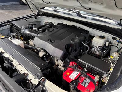 2011 Toyota FJ Cruiser   - Photo 14 - Sacramento, CA 95821