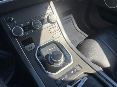 2019 Land Rover Range Rover Evoque SE   - Photo 15 - Sacramento, CA 95821