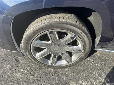 2017 Cadillac Escalade ESV Luxury ESV - Photo 13 - Tamaqua, PA 18252