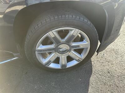 2017 Cadillac Escalade ESV Luxury ESV - Photo 16 - Tamaqua, PA 18252