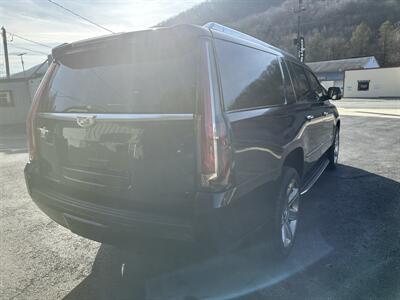 2017 Cadillac Escalade ESV Luxury ESV - Photo 4 - Tamaqua, PA 18252
