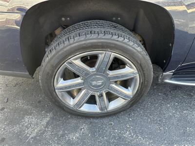 2017 Cadillac Escalade ESV Luxury ESV - Photo 15 - Tamaqua, PA 18252