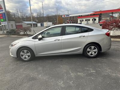 2017 Chevrolet Cruze LS Auto Sedan