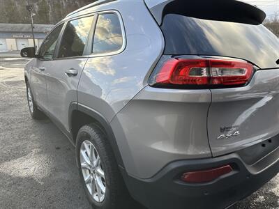 2018 Jeep Cherokee Latitude   - Photo 5 - Tamaqua, PA 18252