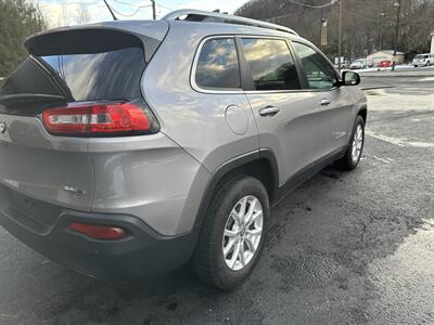 2018 Jeep Cherokee Latitude   - Photo 7 - Tamaqua, PA 18252