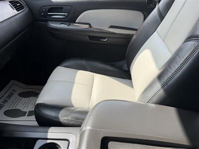 2008 Chevrolet Suburban LTZ - Photo 12 - Tamaqua, PA 18252