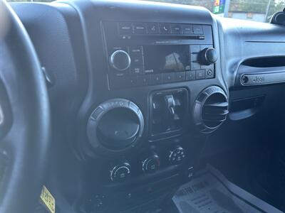 2012 Jeep Wrangler Unlimited Sport   - Photo 9 - Tamaqua, PA 18252