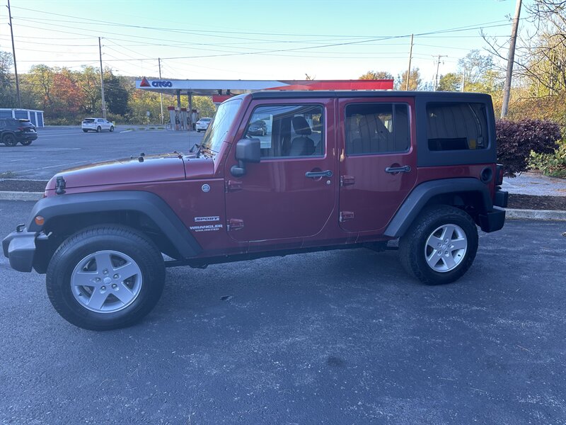 2012 Jeep Wrangler Unlimited Sport - Photo 1 - Tamaqua, PA 18252