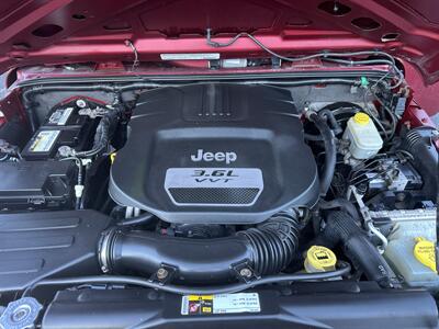 2012 Jeep Wrangler Unlimited Sport   - Photo 10 - Tamaqua, PA 18252