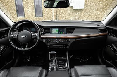 2018 Kia Cadenza Premium   - Photo 17 - Dallas, TX 75220