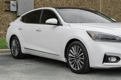 2018 Kia Cadenza Premium   - Photo 7 - Dallas, TX 75220