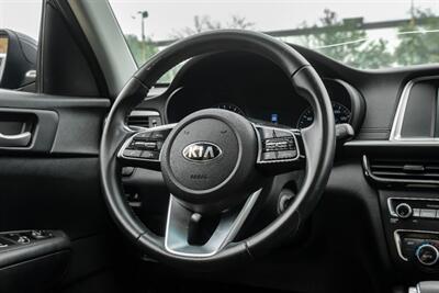 2019 Kia Optima LX   - Photo 15 - Dallas, TX 75220