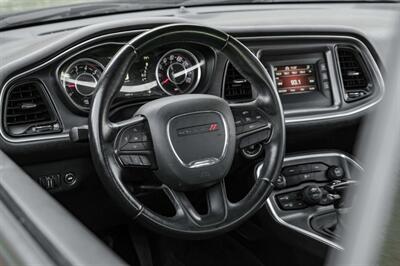 2016 Dodge Challenger SXT   - Photo 16 - Dallas, TX 75220