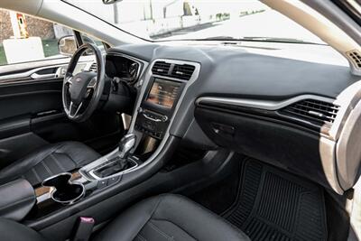 2014 Ford Fusion Energi SE Luxury   - Photo 20 - Dallas, TX 75220