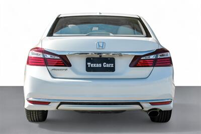 2017 Honda Accord EX   - Photo 14 - Dallas, TX 75220