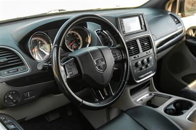 2020 Dodge Grand Caravan SXT   - Photo 18 - Dallas, TX 75220