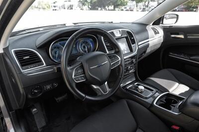 2018 Chrysler 300 Series Touring   - Photo 3 - Dallas, TX 75220