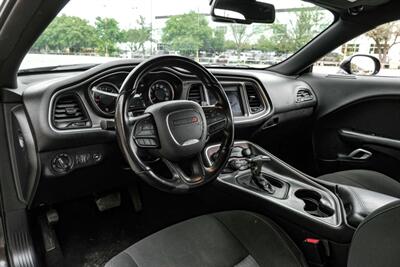 2021 Dodge Challenger R/T   - Photo 3 - Dallas, TX 75220