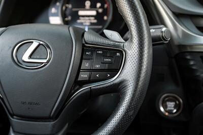 2020 Lexus ES 350 F Sport   - Photo 22 - Dallas, TX 75220