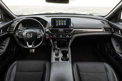 2018 Honda Accord Sport   - Photo 12 - Dallas, TX 75220