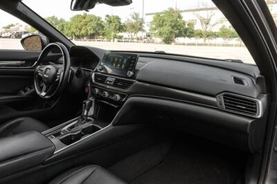 2018 Honda Accord Sport   - Photo 11 - Dallas, TX 75220