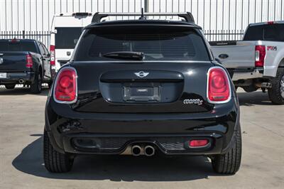 2017 MINI Hardtop 2 Door   - Photo 14 - Dallas, TX 75220