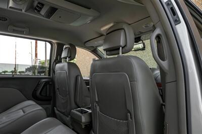 2014 Chrysler Town & Country Touring-L   - Photo 35 - Dallas, TX 75220