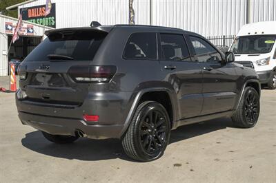 2017 Jeep Grand Cherokee Laredo   - Photo 9 - Dallas, TX 75220