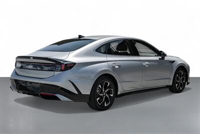 2024 Hyundai SONATA SEL   - Photo 10 - Dallas, TX 75220