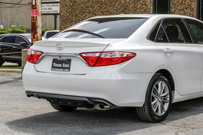 2015 Toyota Camry SE   - Photo 10 - Dallas, TX 75220