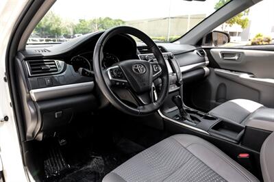 2015 Toyota Camry SE   - Photo 3 - Dallas, TX 75220