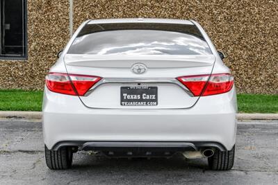 2015 Toyota Camry SE   - Photo 12 - Dallas, TX 75220