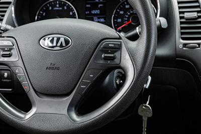 2016 Kia Forte LX   - Photo 16 - Dallas, TX 75220