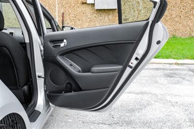 2016 Kia Forte LX   - Photo 37 - Dallas, TX 75220