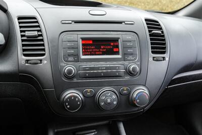 2016 Kia Forte LX   - Photo 22 - Dallas, TX 75220