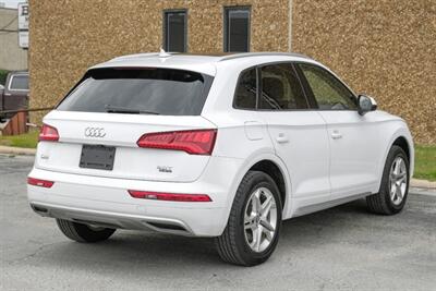 2018 Audi Q5 2.0T Premium quattro   - Photo 11 - Dallas, TX 75220