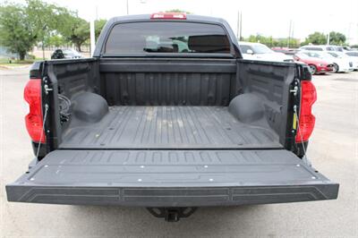 2019 Toyota Tundra SR5   - Photo 10 - Dallas, TX 75220